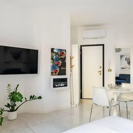 Nuovo - Bellissimo In Centro Citta Apartment Milan